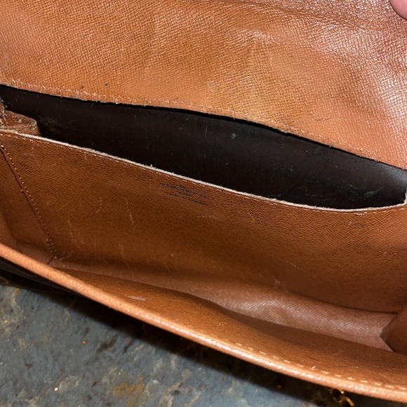 Louis Vuitton clutch/wristlet with unbranded crossbody chain - Picture 10 of 14